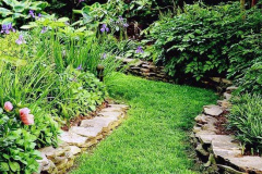 grass-walkway-good-ideas-for-stone-edging